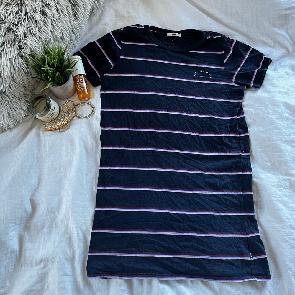 T-Shirt Dress Vans